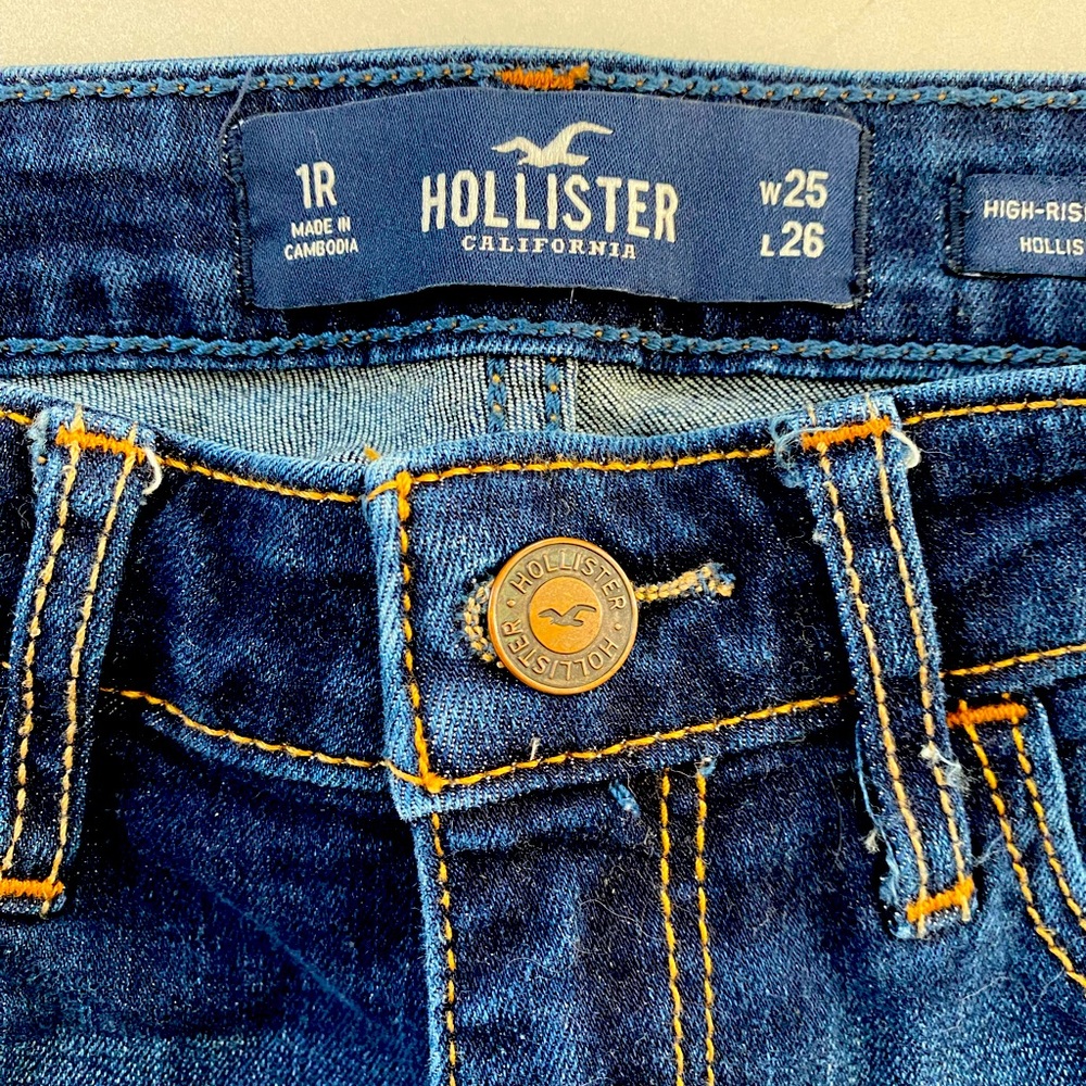 Hollister Women’s High-Rise Crop Super Skinny Jeans 1R
